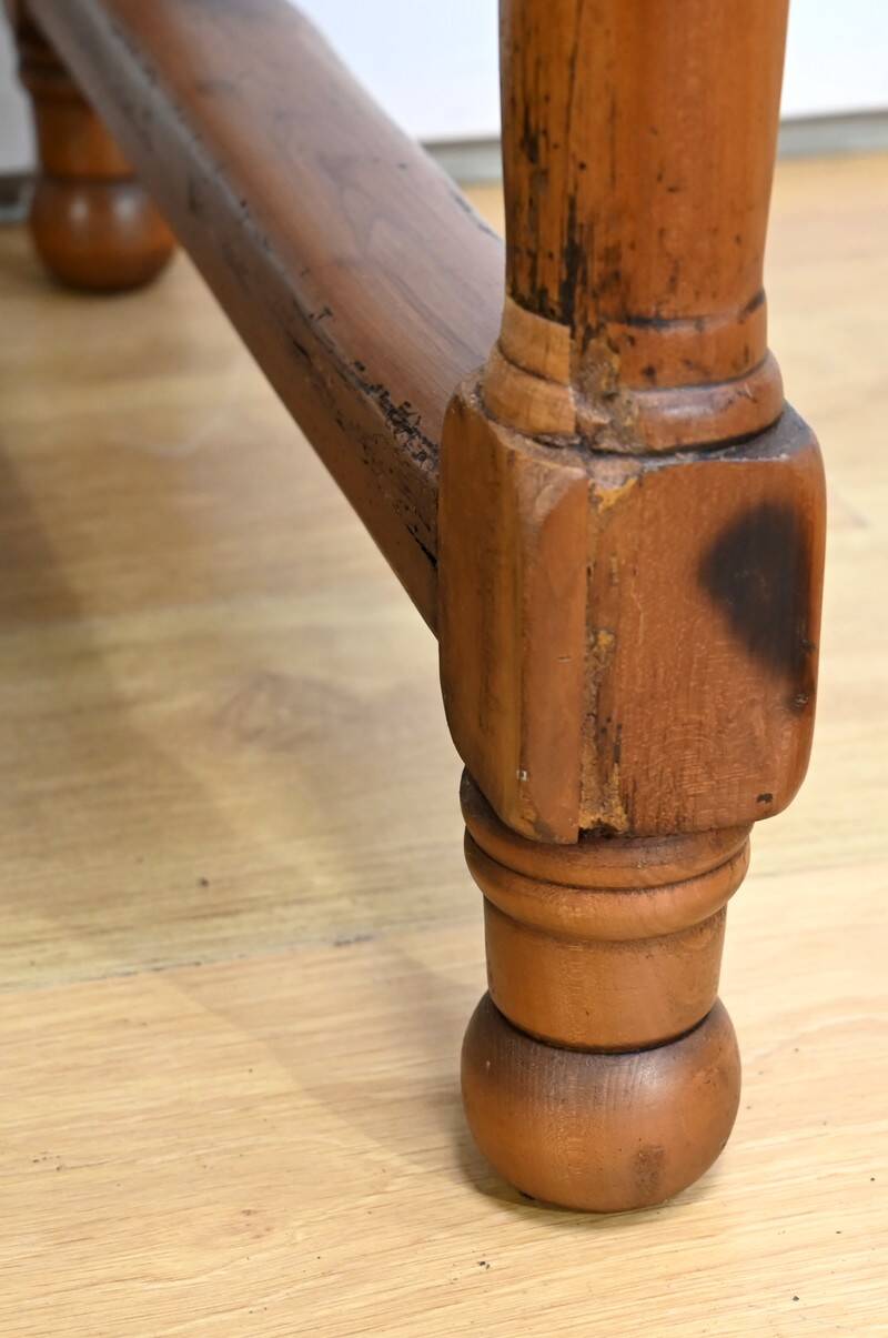 Property Farm Table in Cherry, Louis XIV style – Early 19th century