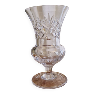 Médicis vase in crystal signed Bayel, engraved bowl, 19th century.