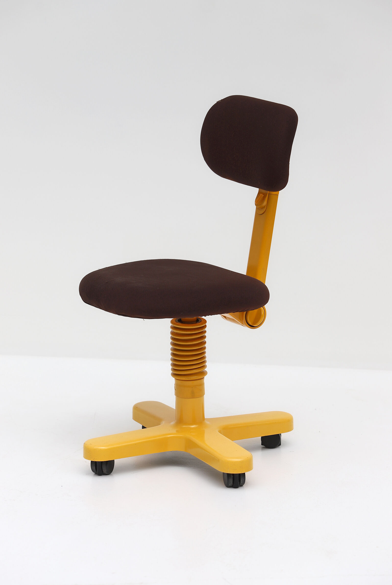 Desk chair 45 Syntesis by Ettore Sottsass for Olivetti