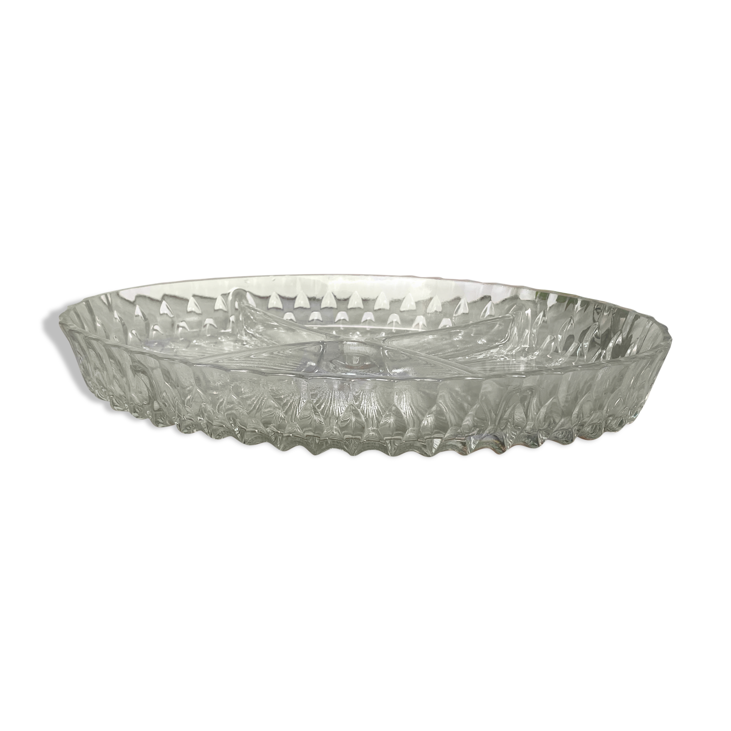 Aperitif dish with glass compartments