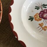 Series of 8 soup plates