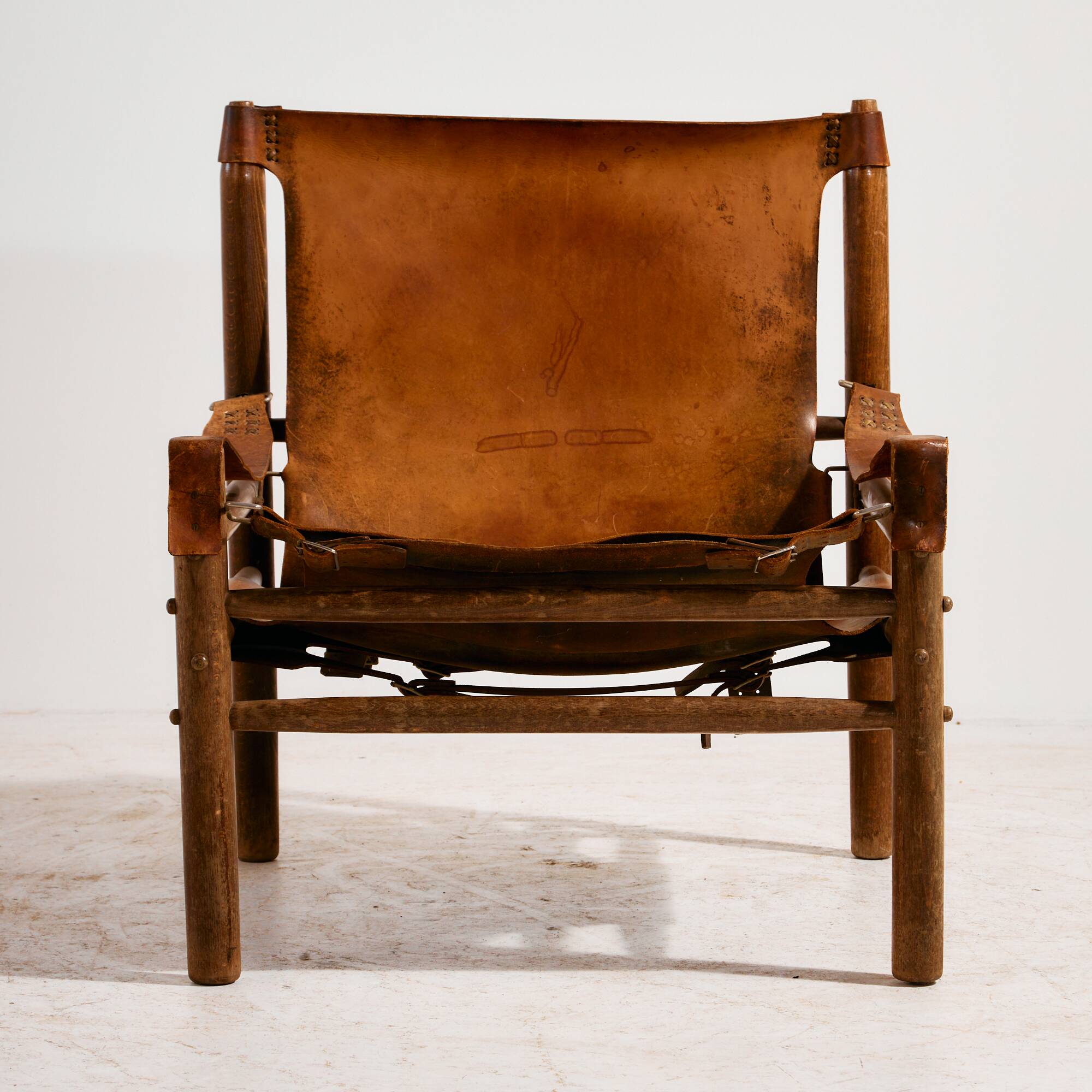 Hungarian calf leather lounge chair