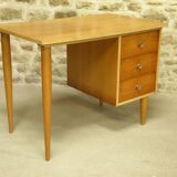 Desk 3 drawers spindles feet