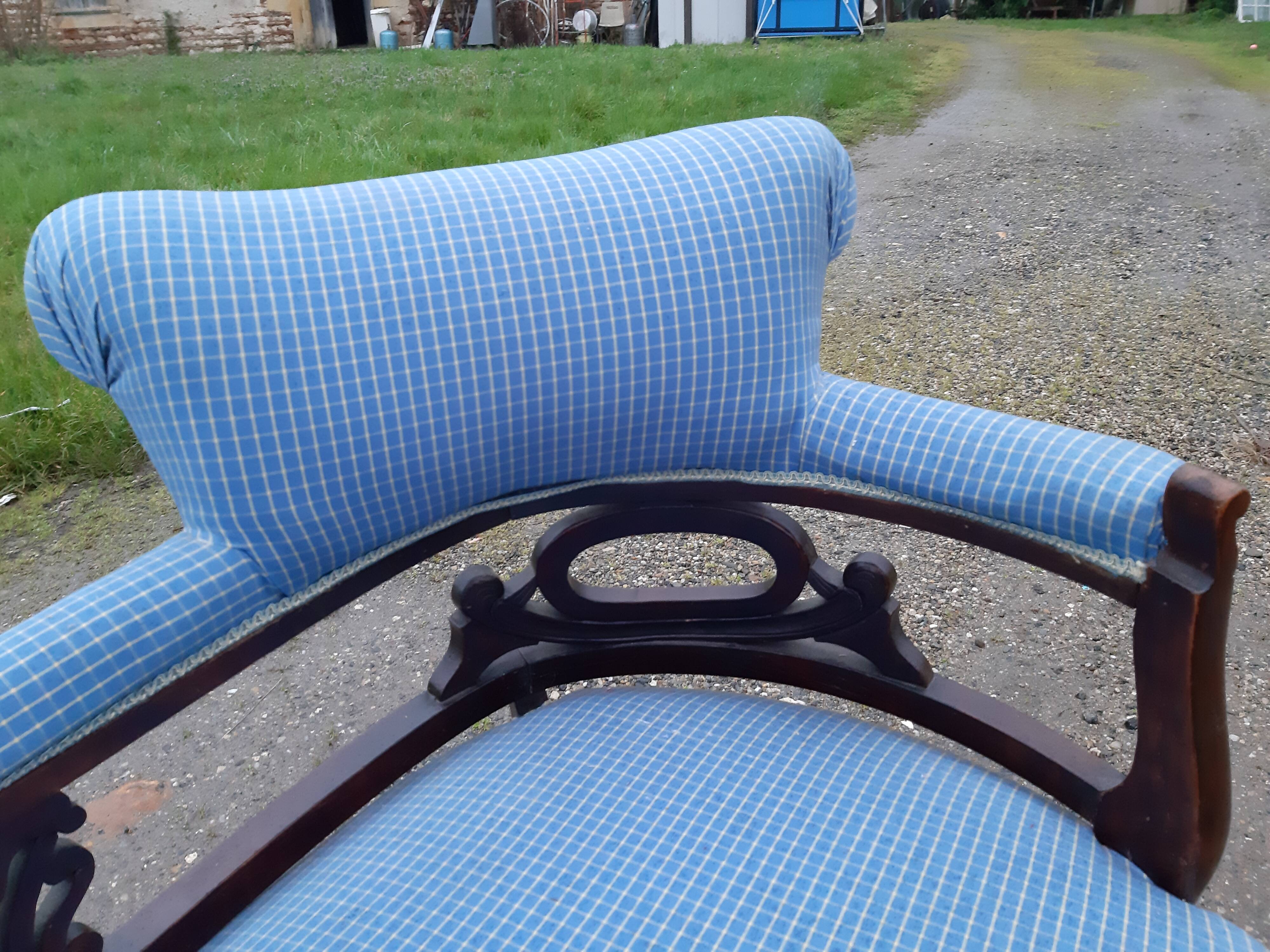 Mahogany meridian 1900