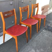 3 Scandinavian chairs 1960 feet compass