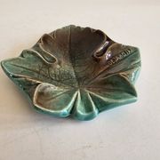 Leaf-shaped ceramic bowl by Dejardin - N Tréca Douai