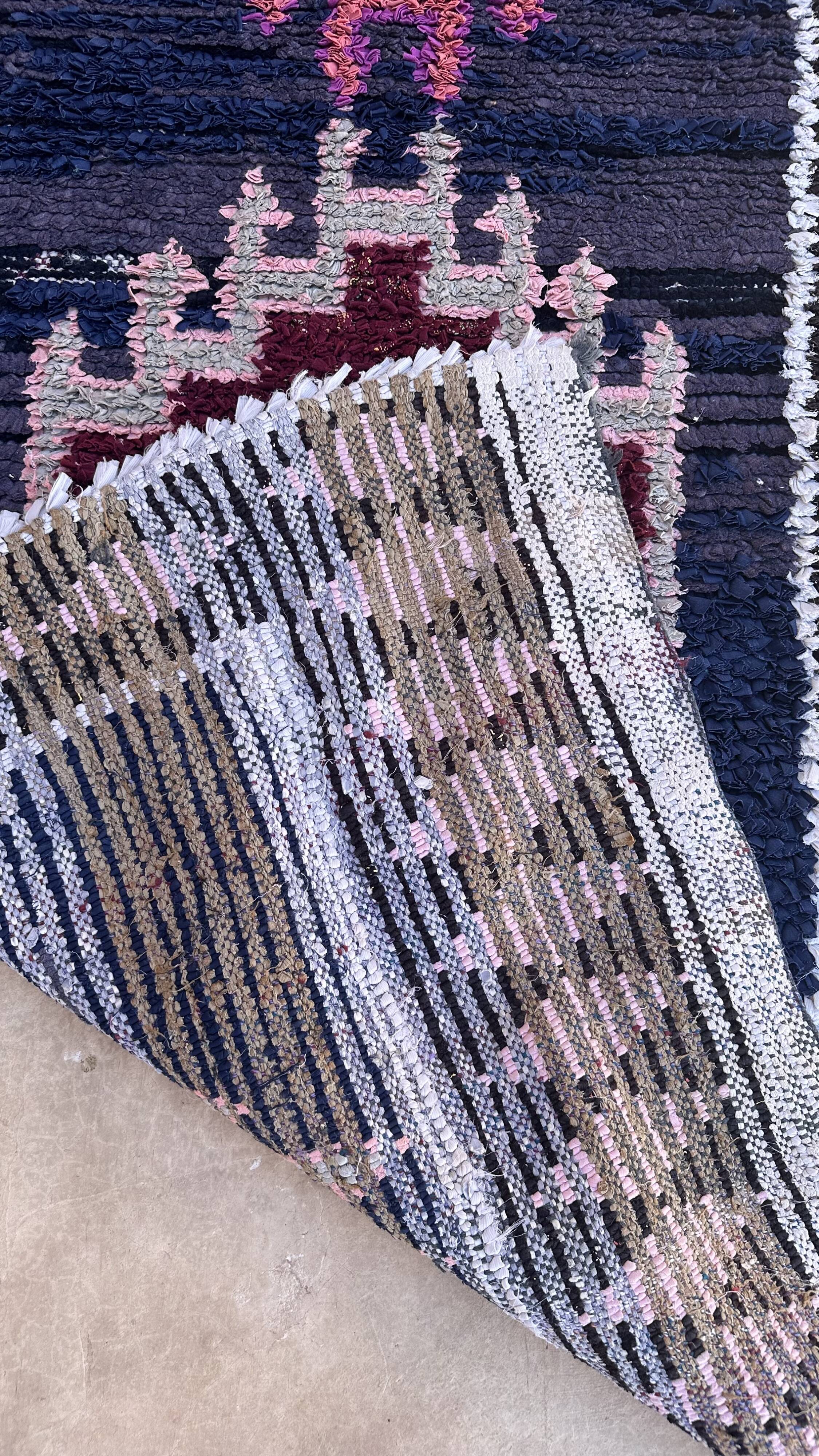 Moroccan Carpet - 92 x 219 cm