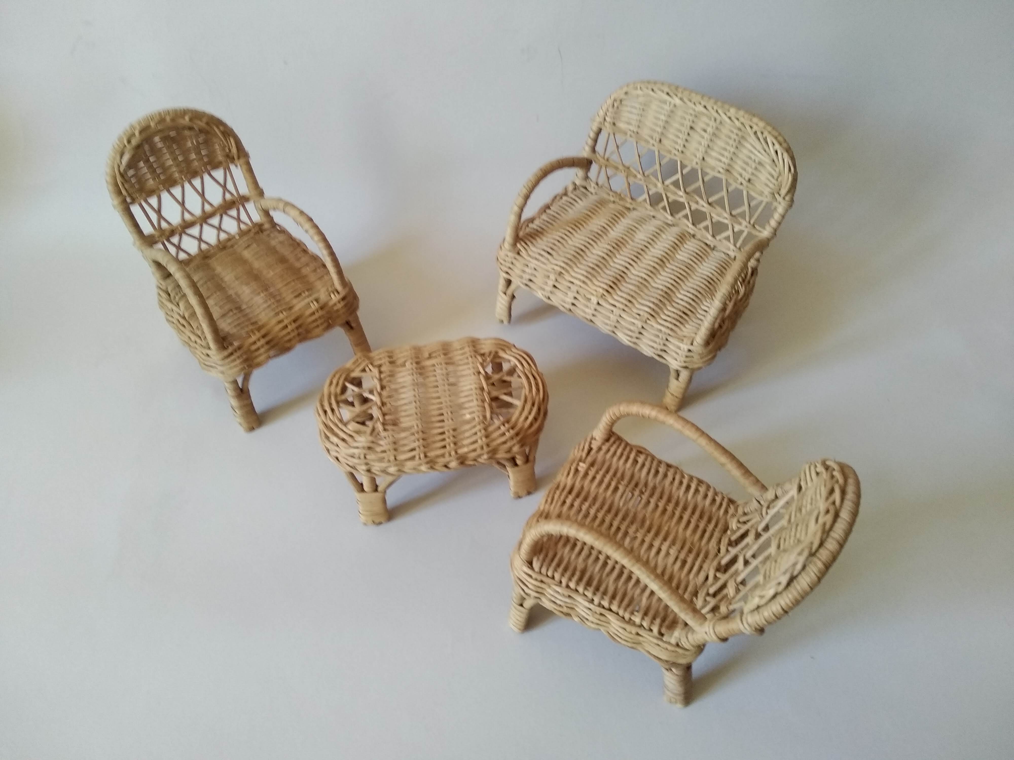 Garden furniture in miniature rattan for doll or decoration