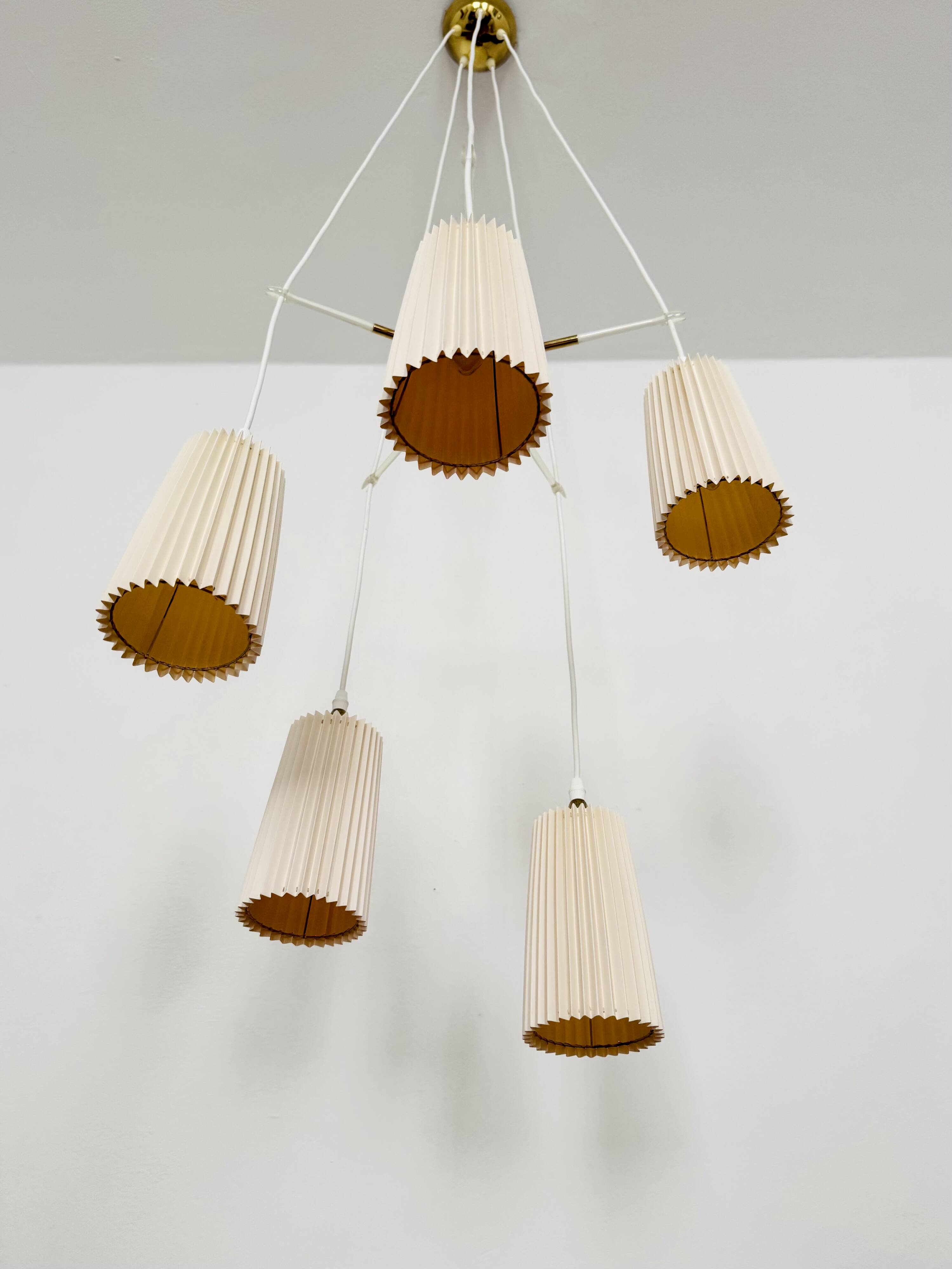 Lustre en laiton