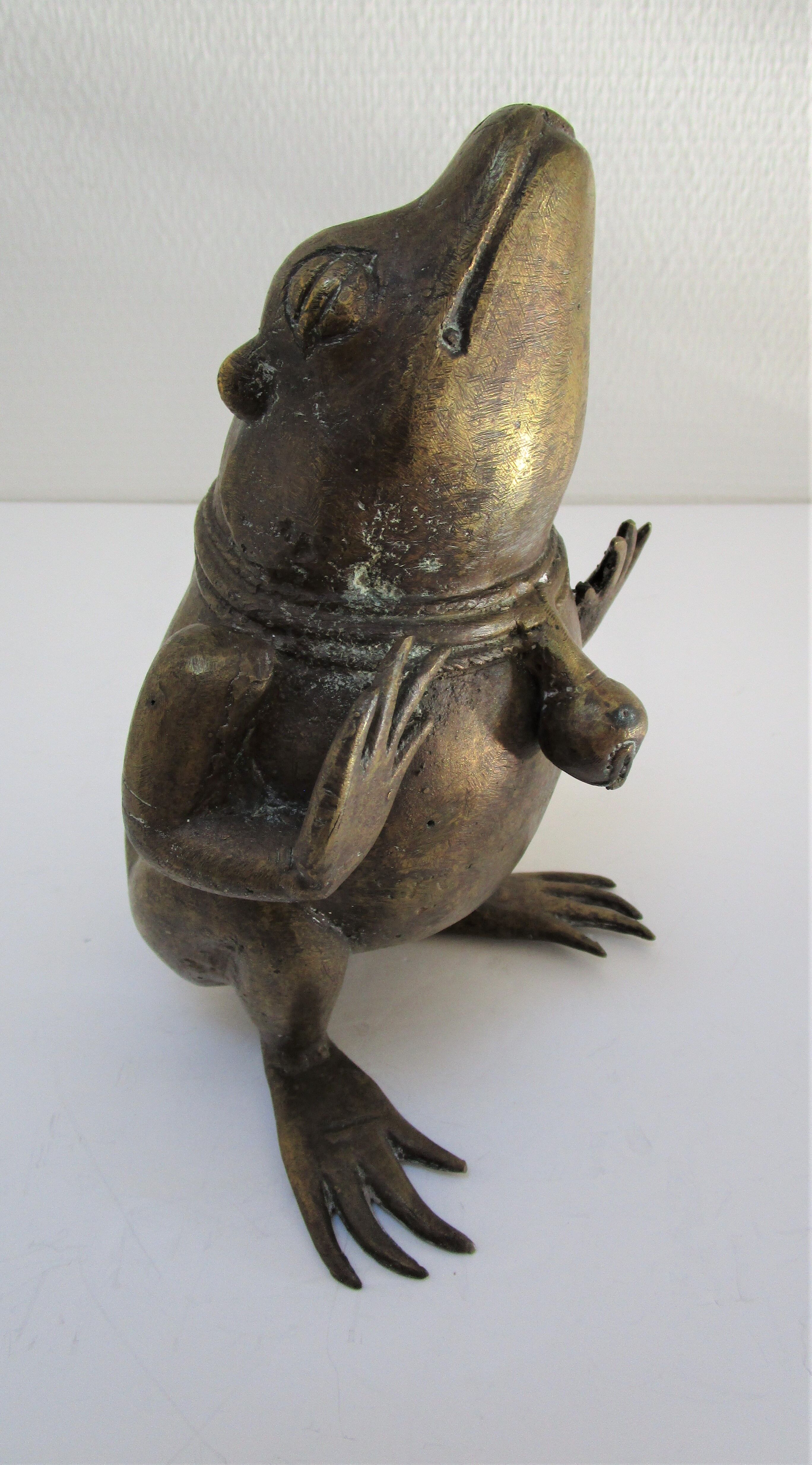 Vintage patinated brass sculptural frog 50-60s