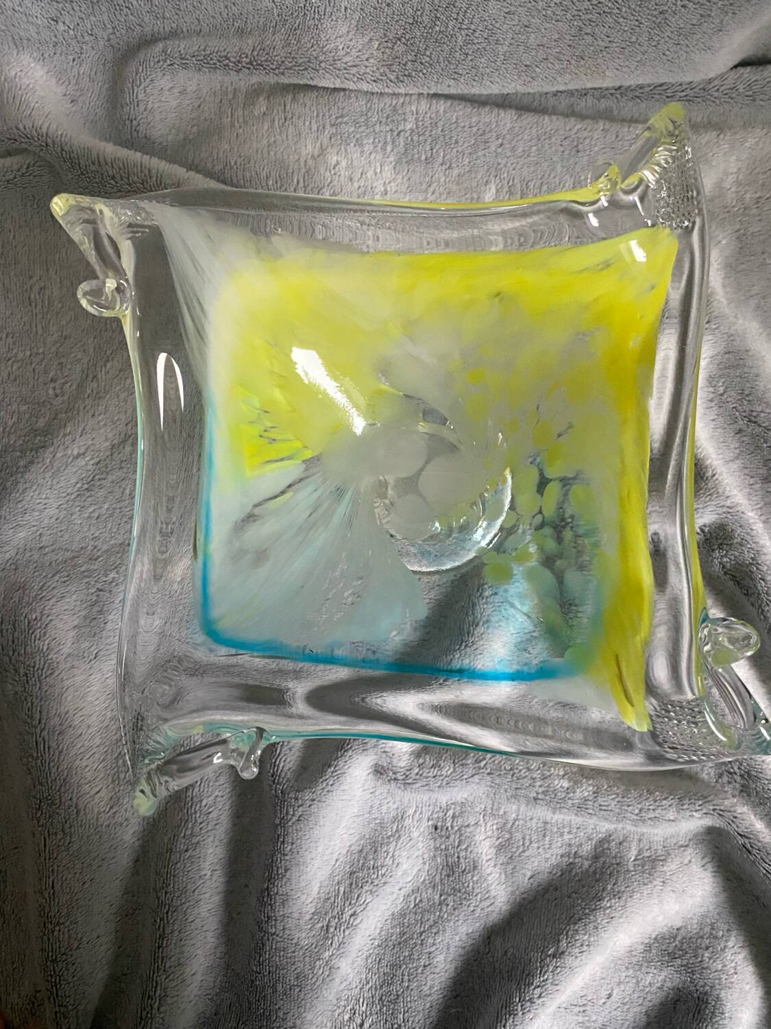 Centre de table sur pied en verre soufflé
