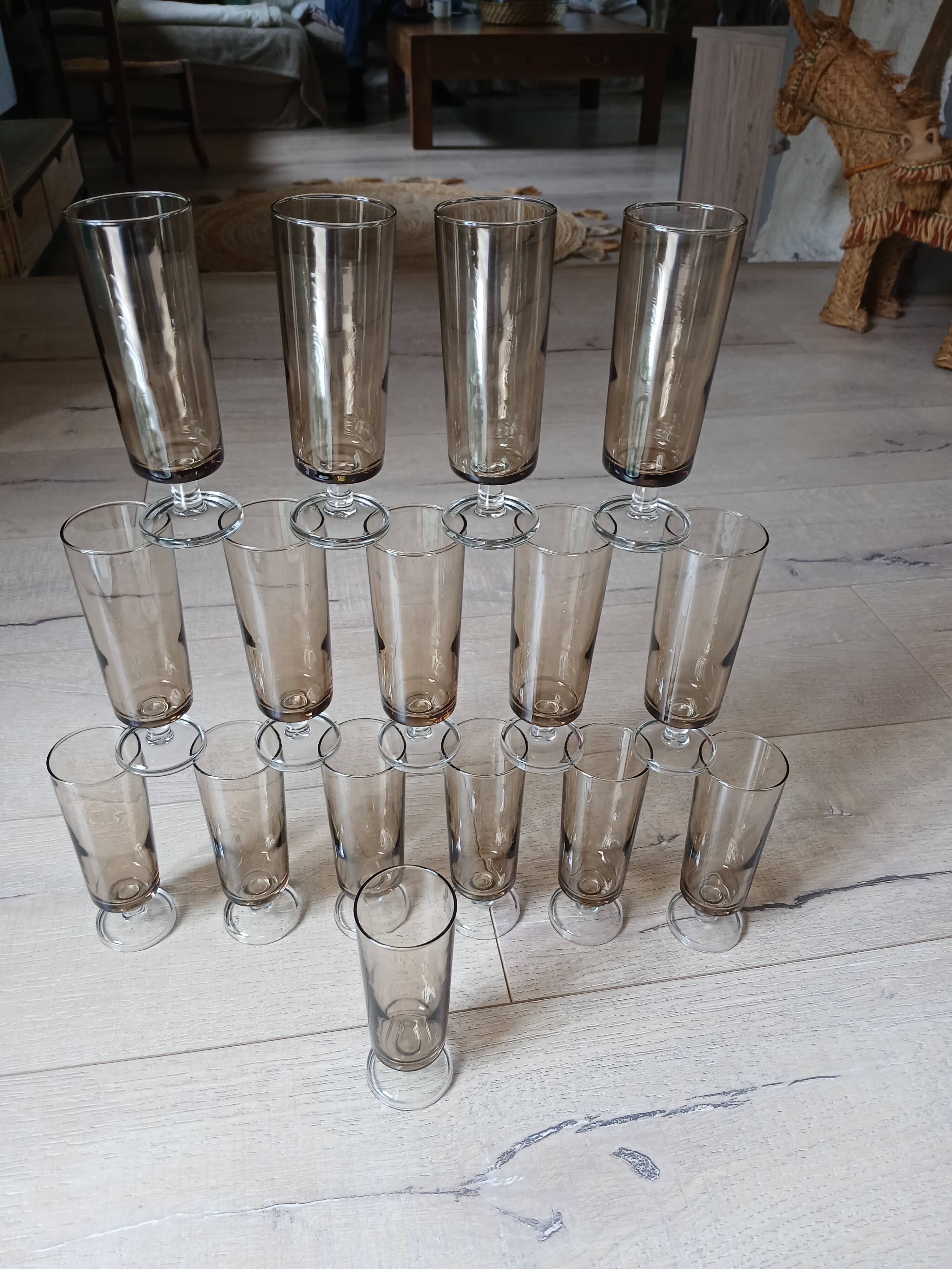 16 vintage smoked glass champagne flutes