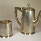 Silver-plated metal coffee pot and milk jug