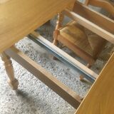Round table & 4 straw oak and beech chairs