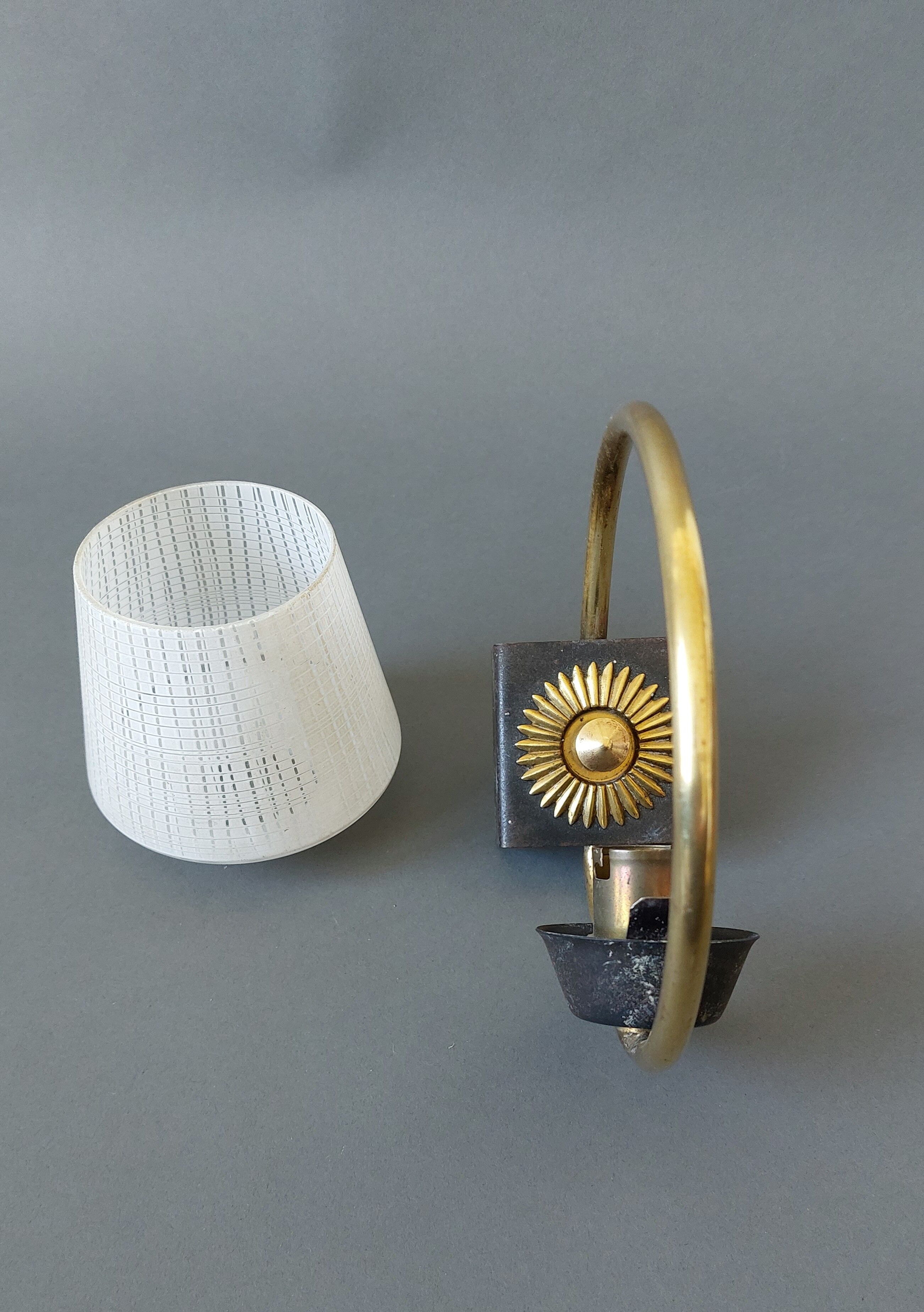 Night light 1960 in brass and black metal Vintage.