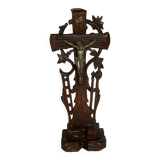 Ancien crucifix style forêt noire