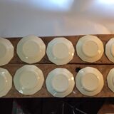 Set of 10 vintage plates