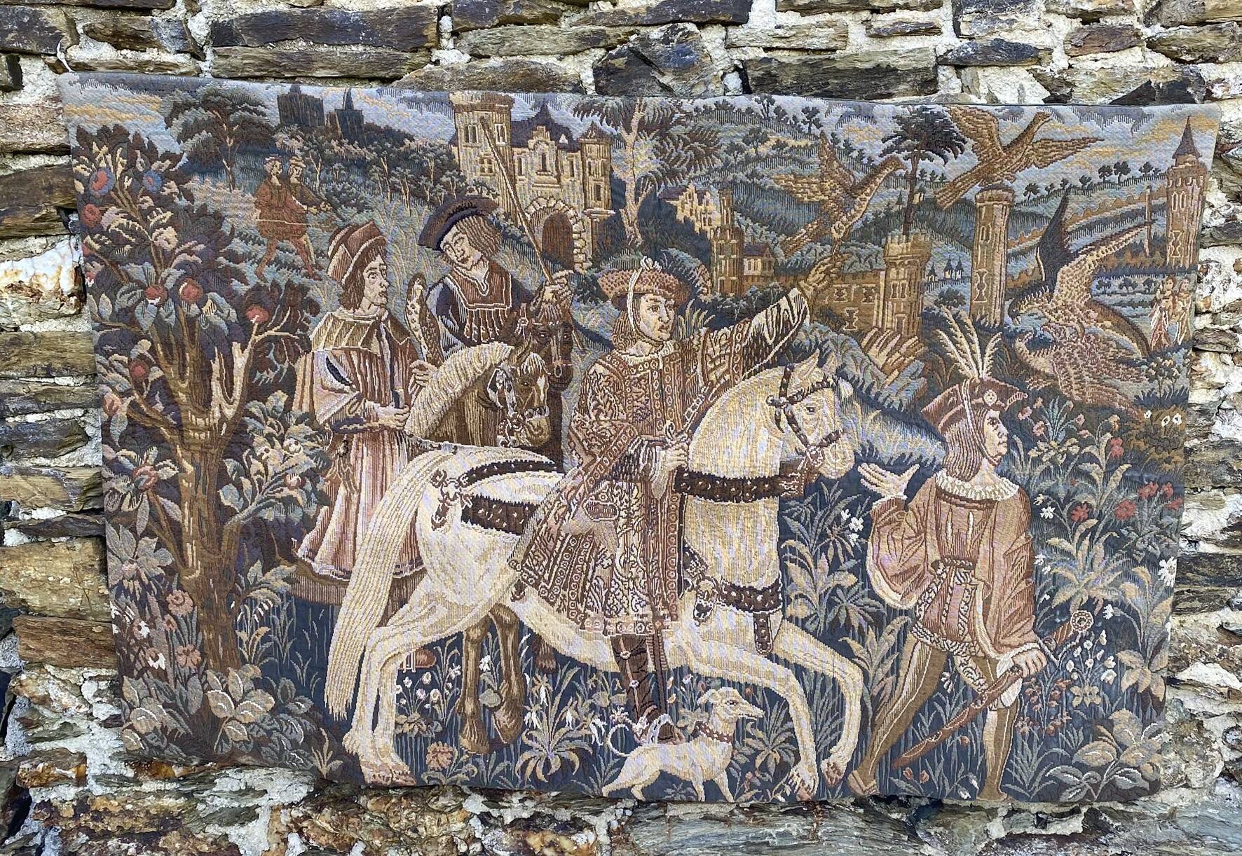 Medieval style wall tapestry 100 × 64 cm