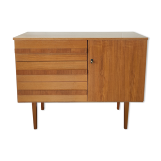 Mid-century chest of drawers