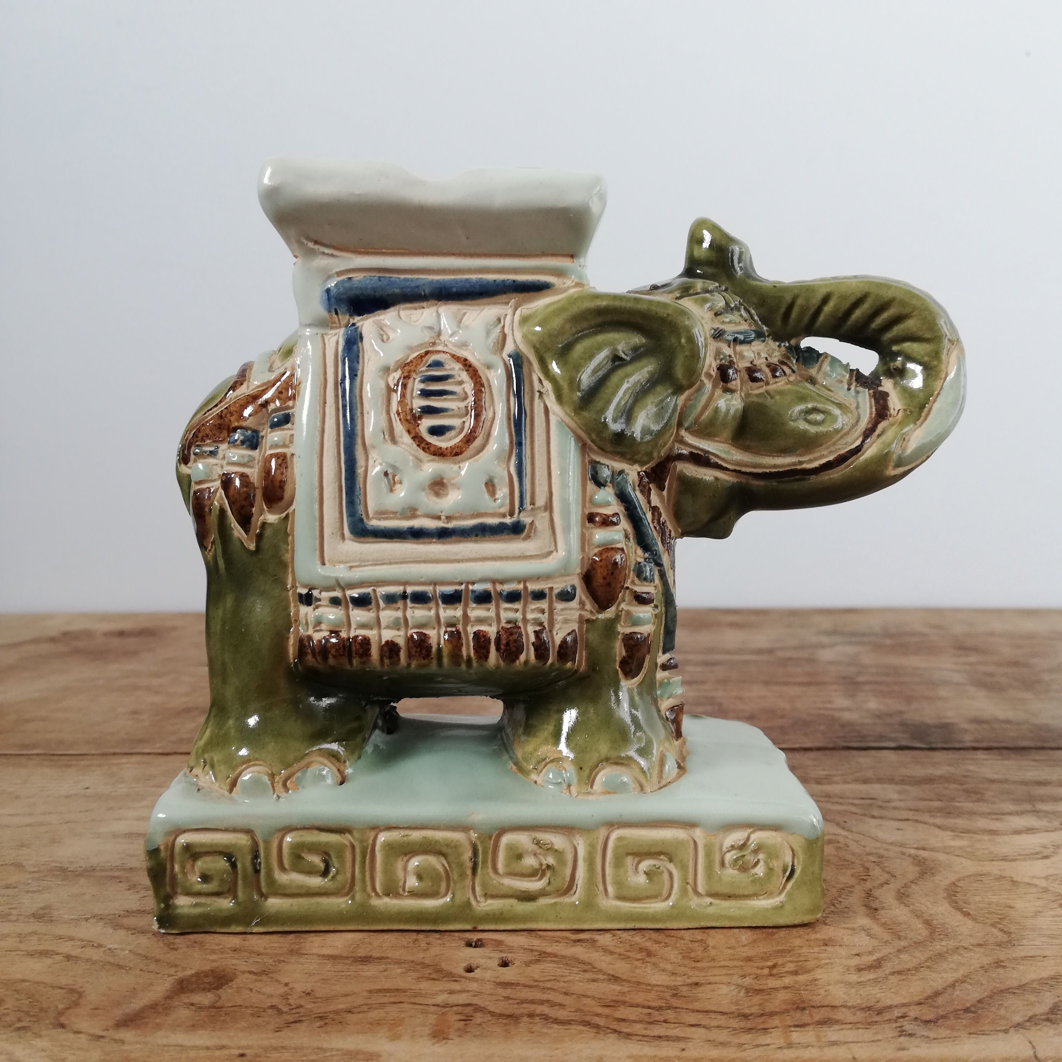 Ceramic elephant, green