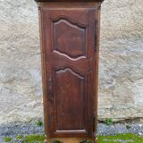 Antique bonnetière
