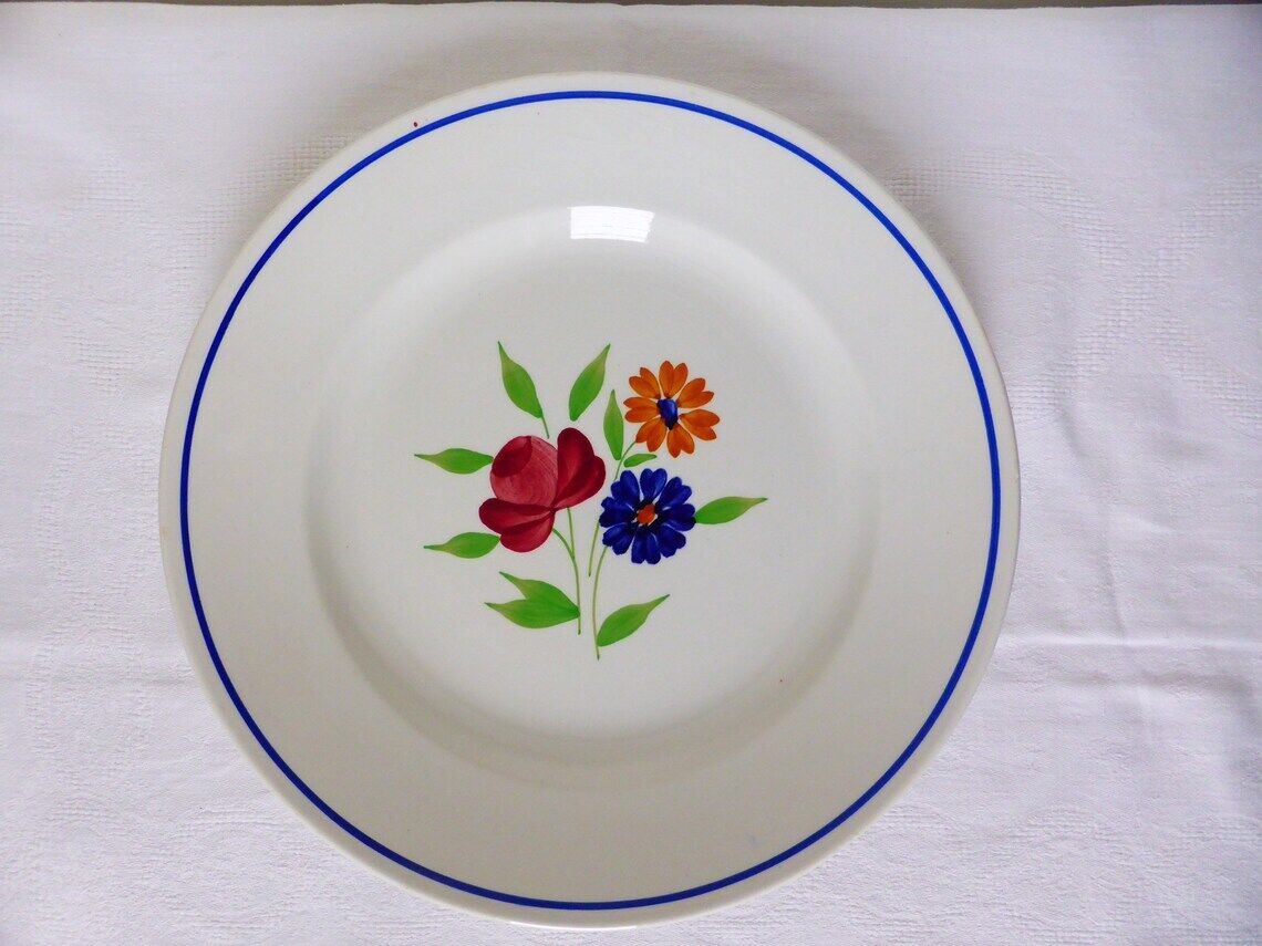 Vintage round Badonviller porcelain dish