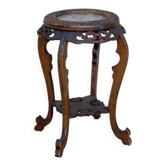 Pedestal table