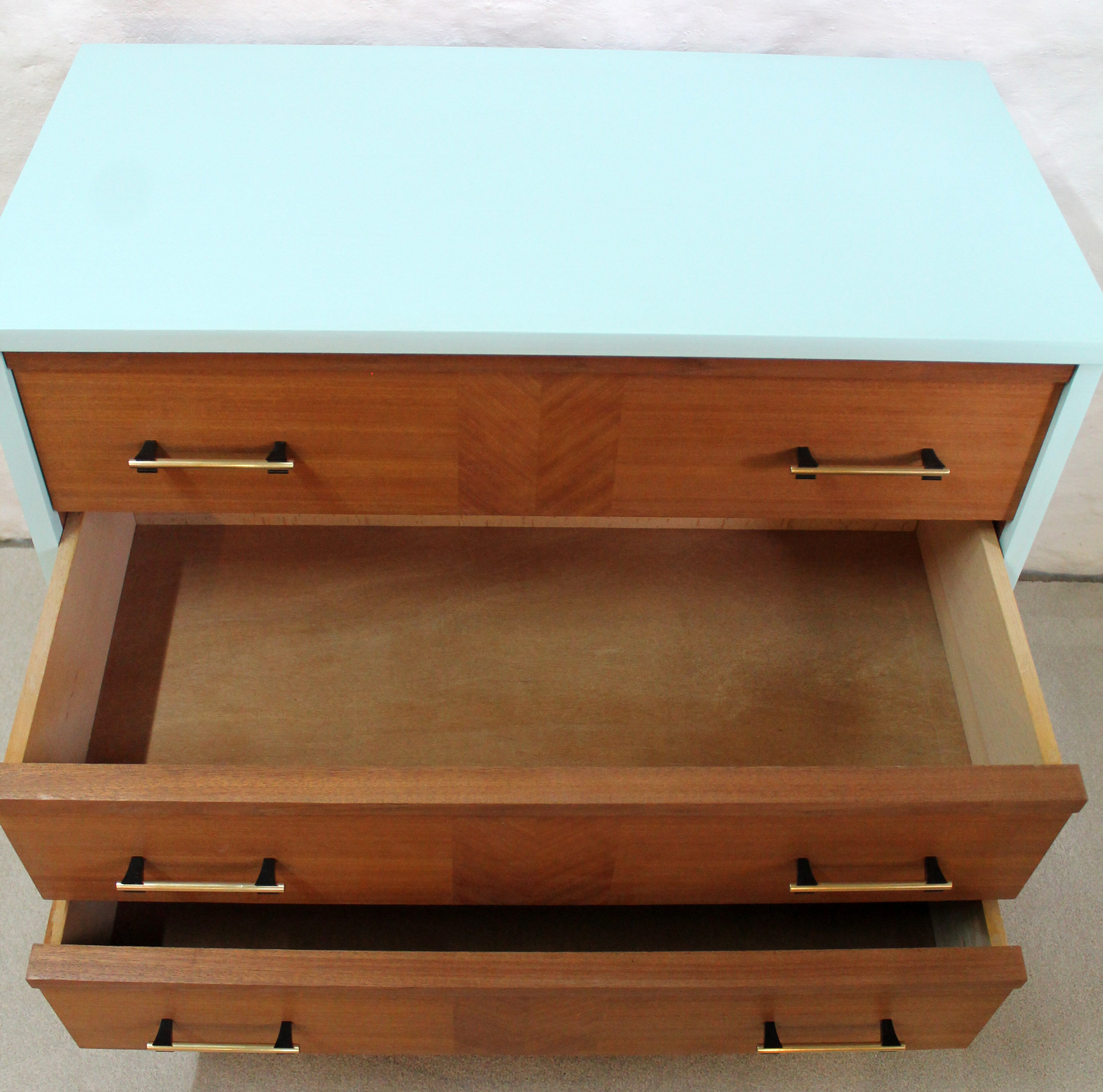 Blue chest of drawers