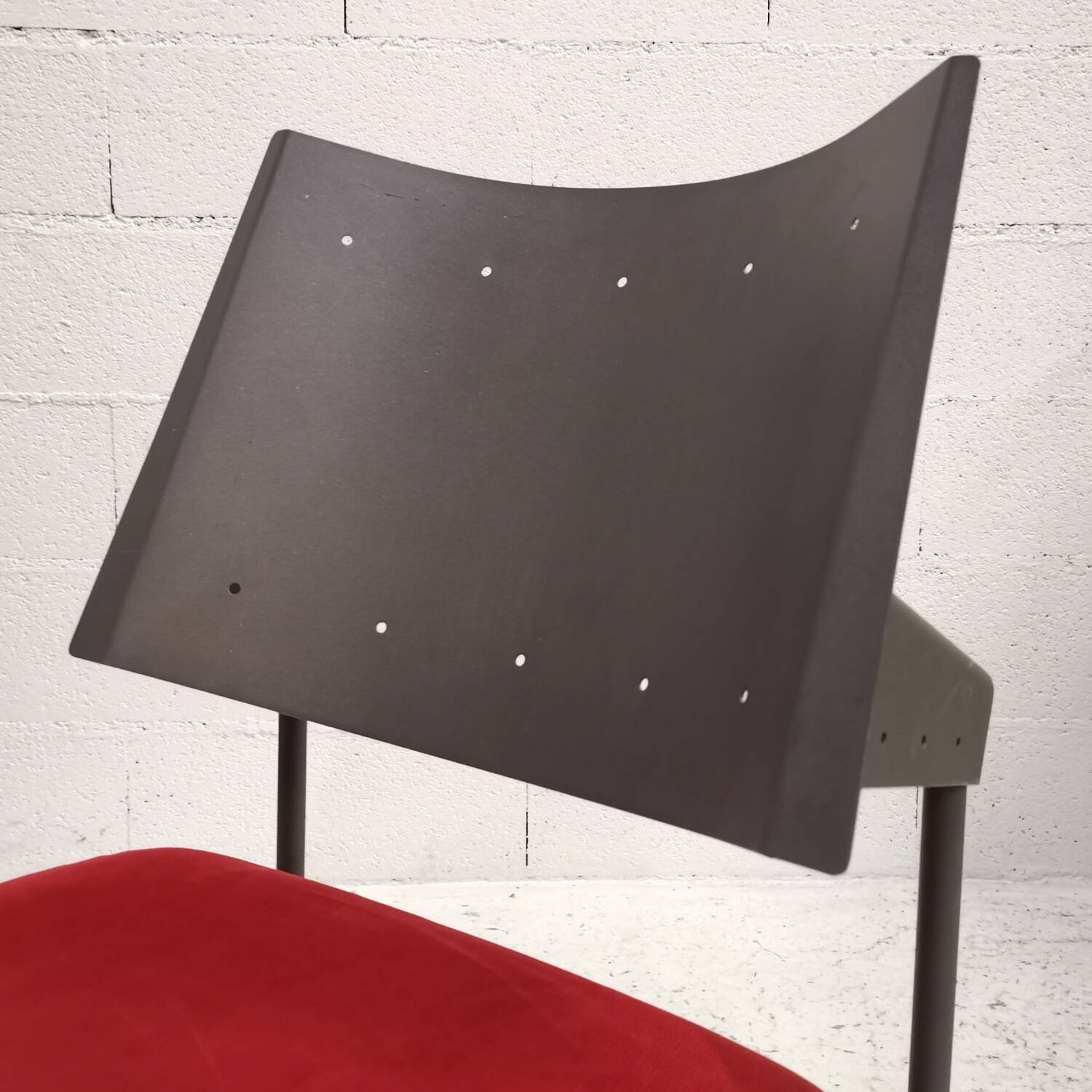 Pair of Oscar armchairs, design Harri Korhonen, Inno edition, 1990