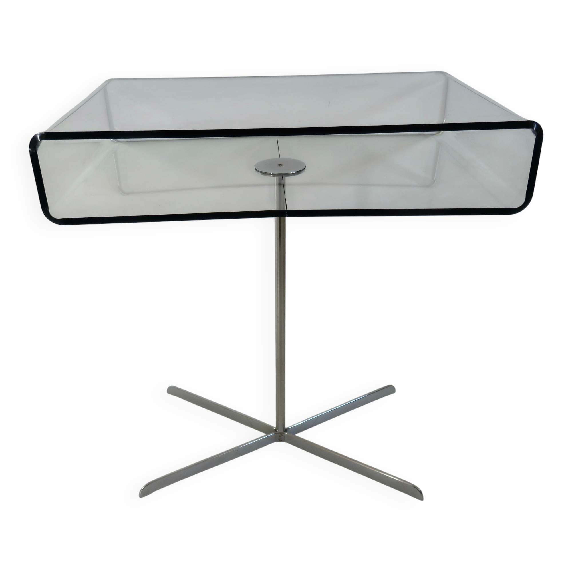 Table, side table, Roche Bobois in plexiglass and chrome metal from the 1980s.