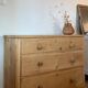 Commode anglaise ancienne en pitchpin massif brut