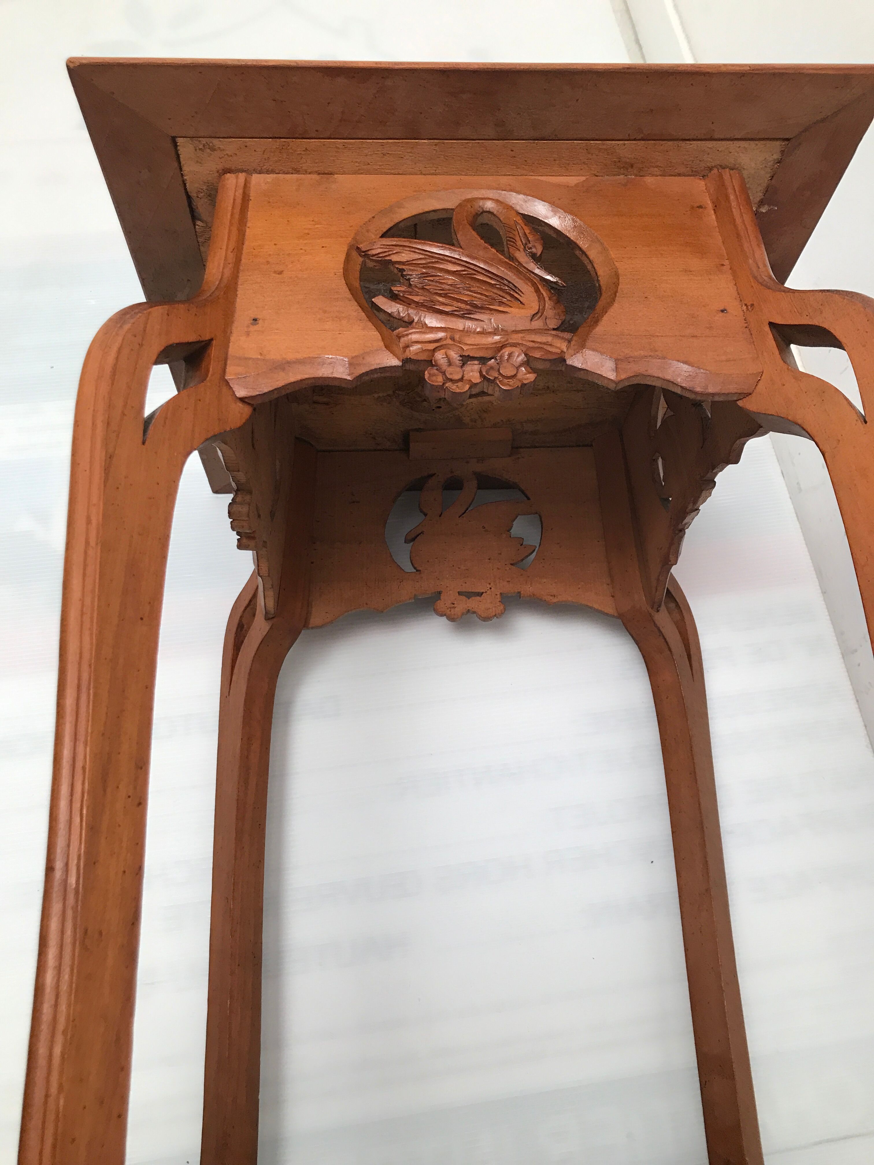 Saddle marble tray 1900