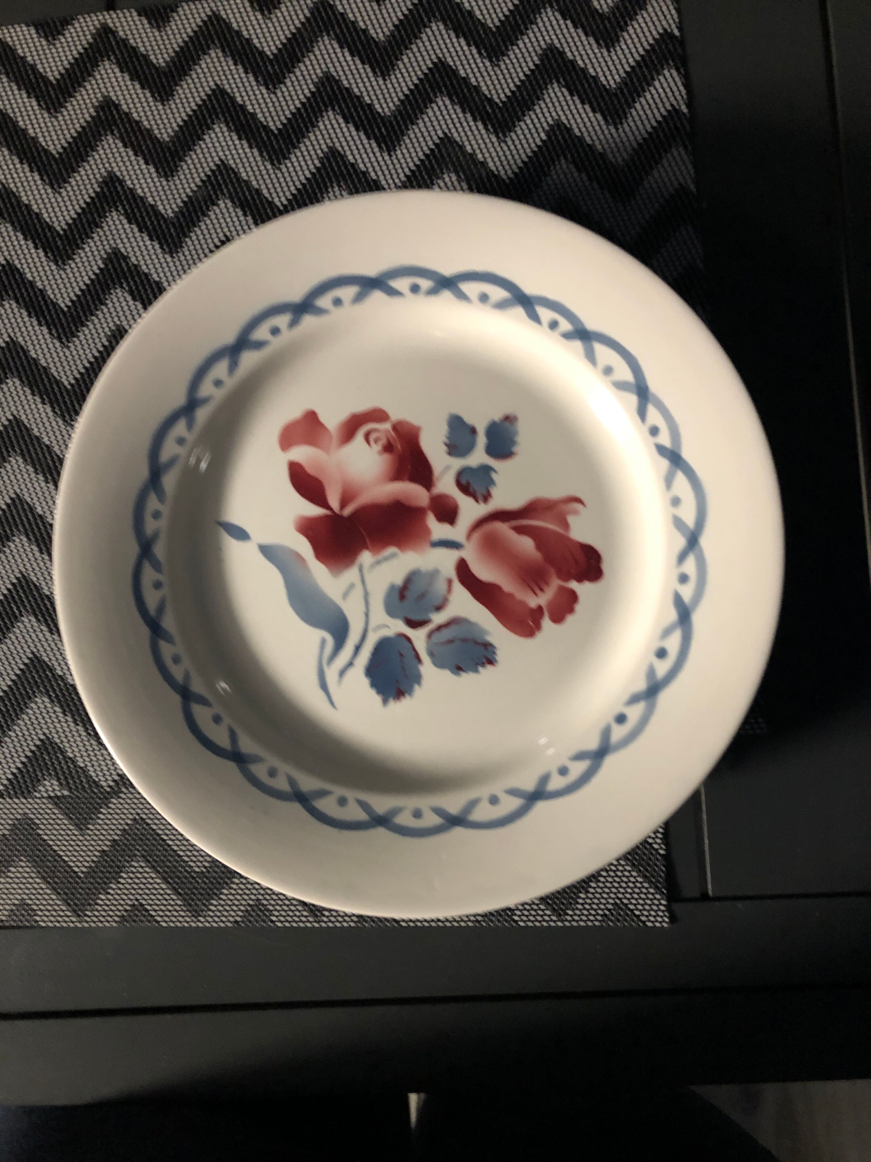 Set of 5 flat plates sarreguemines digoin cannes