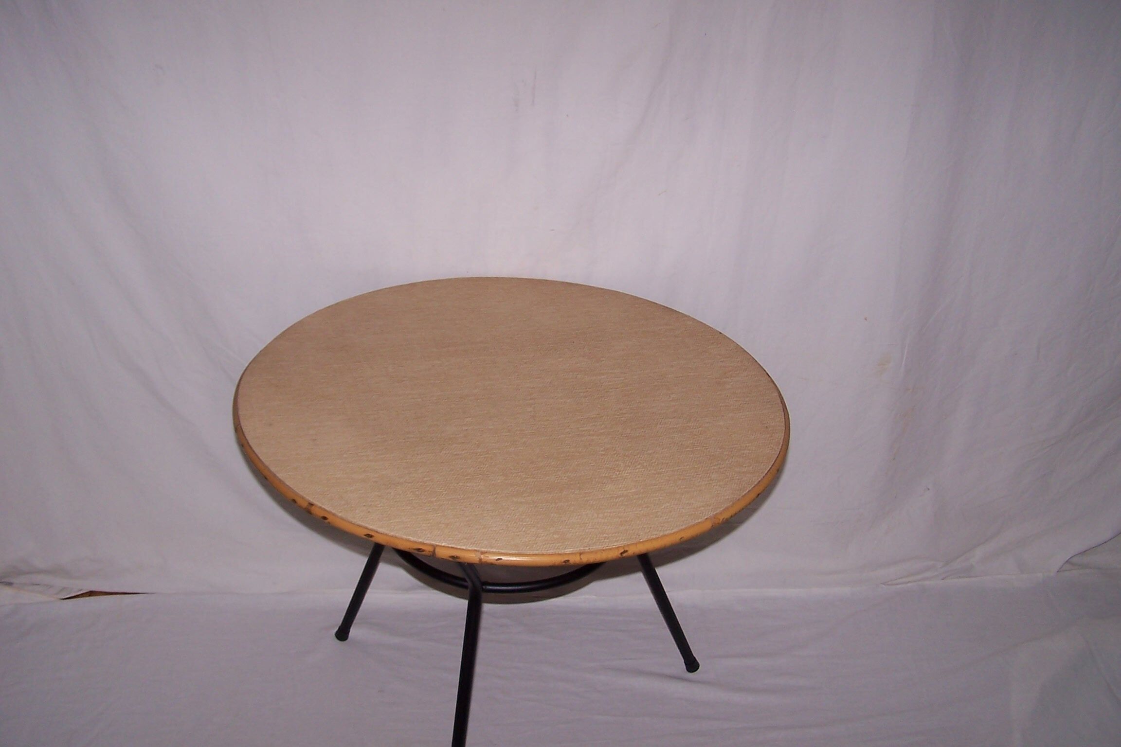 Table low edge rattan - cocktail - 50s