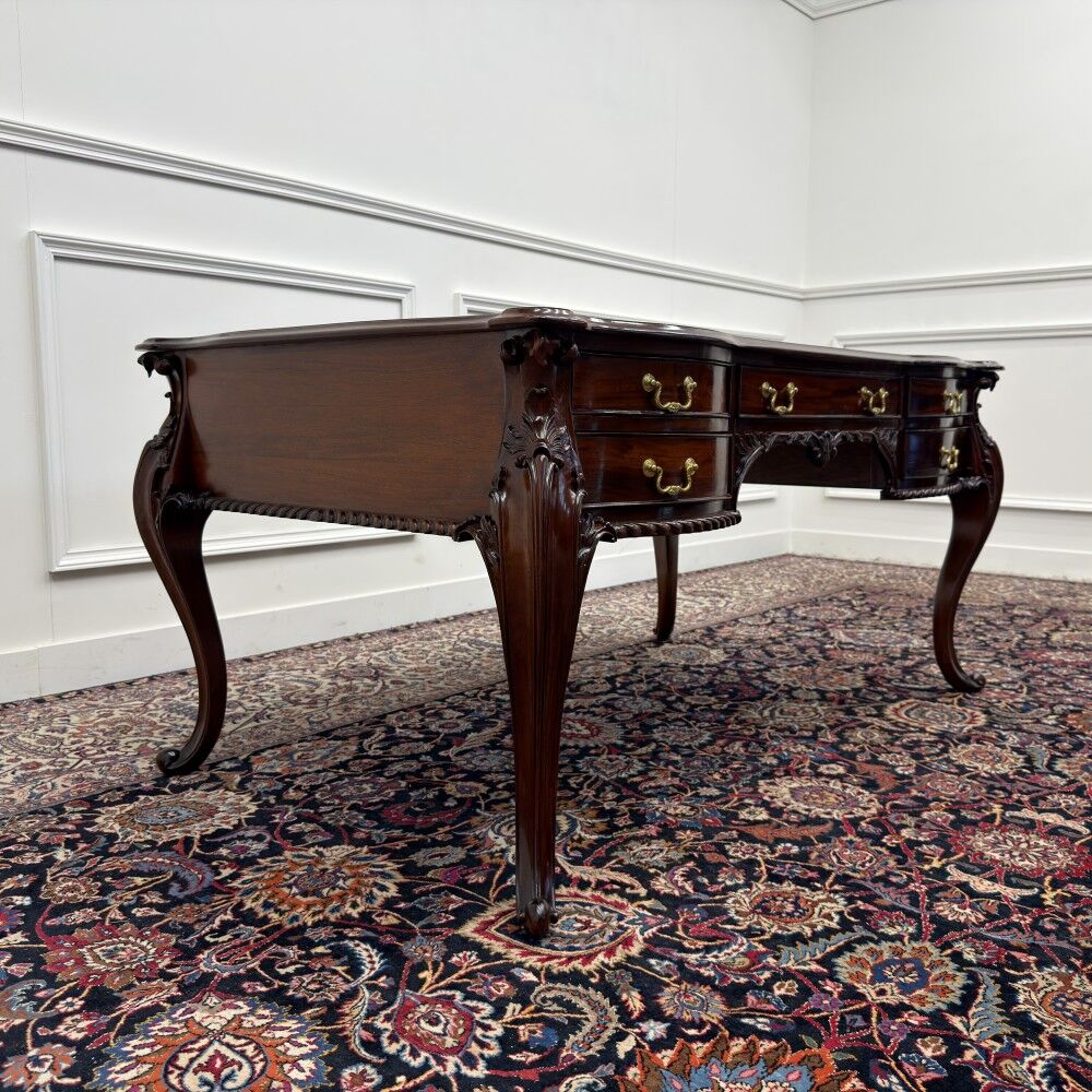 Bureau d'écriture anglais antique classique