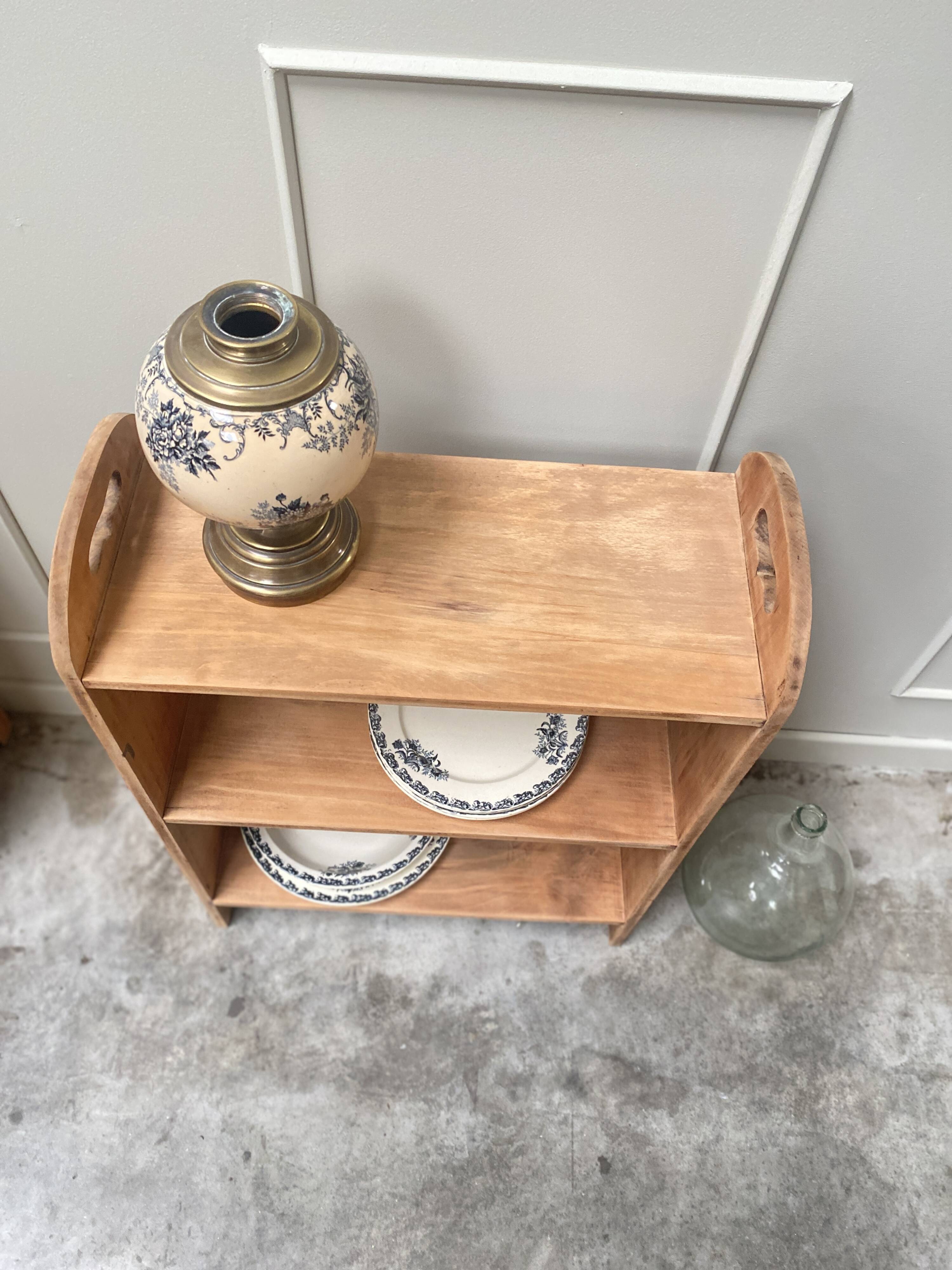 Petite étagère à poser