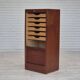 Armoire de bureau danoise des années 1960, état d'origine, bois de teck, portes coulissantes, tiroirs à l'intérieur.