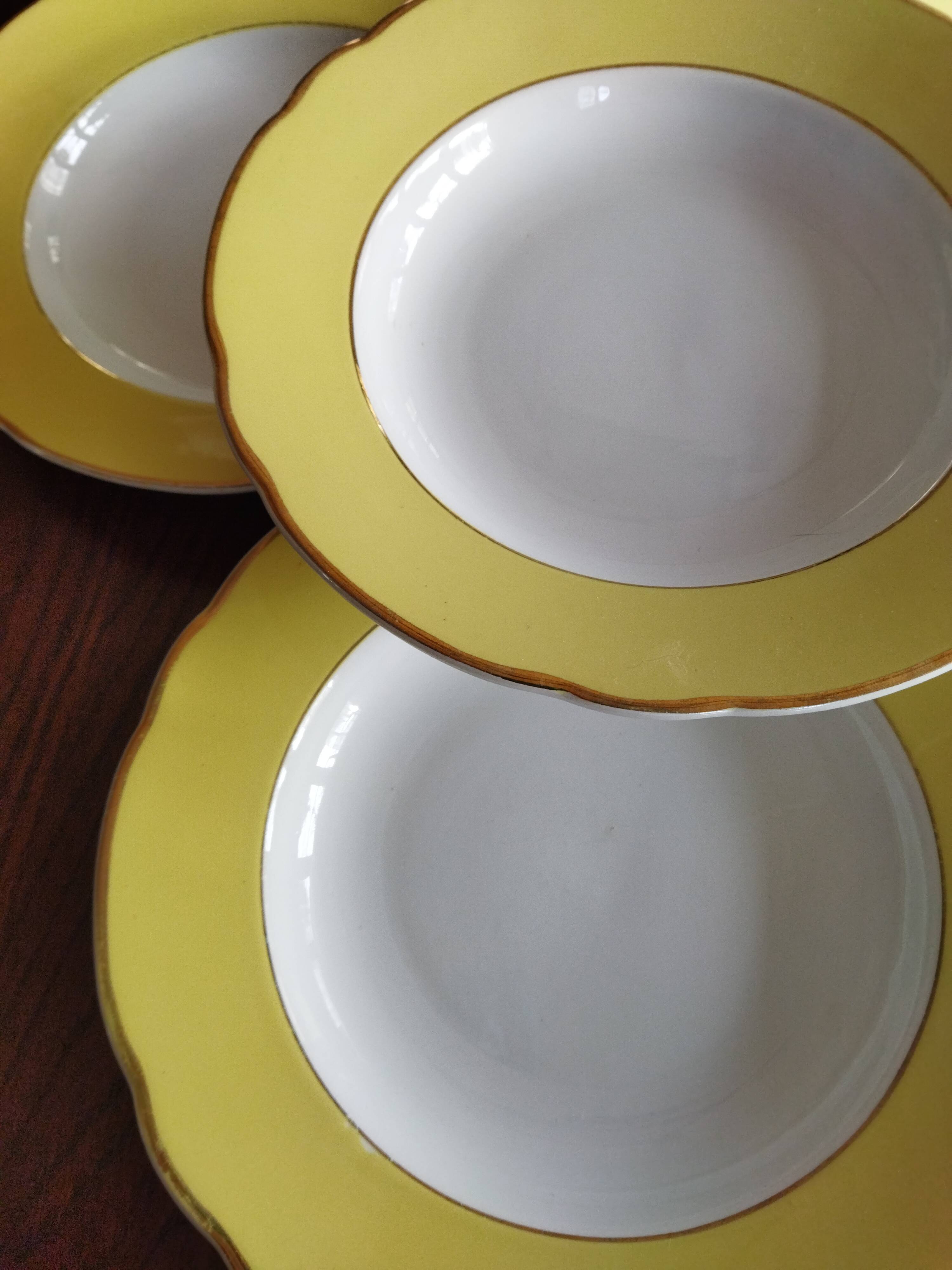 4 hollow plates KG Lunéville Badonviller, Daffodil model