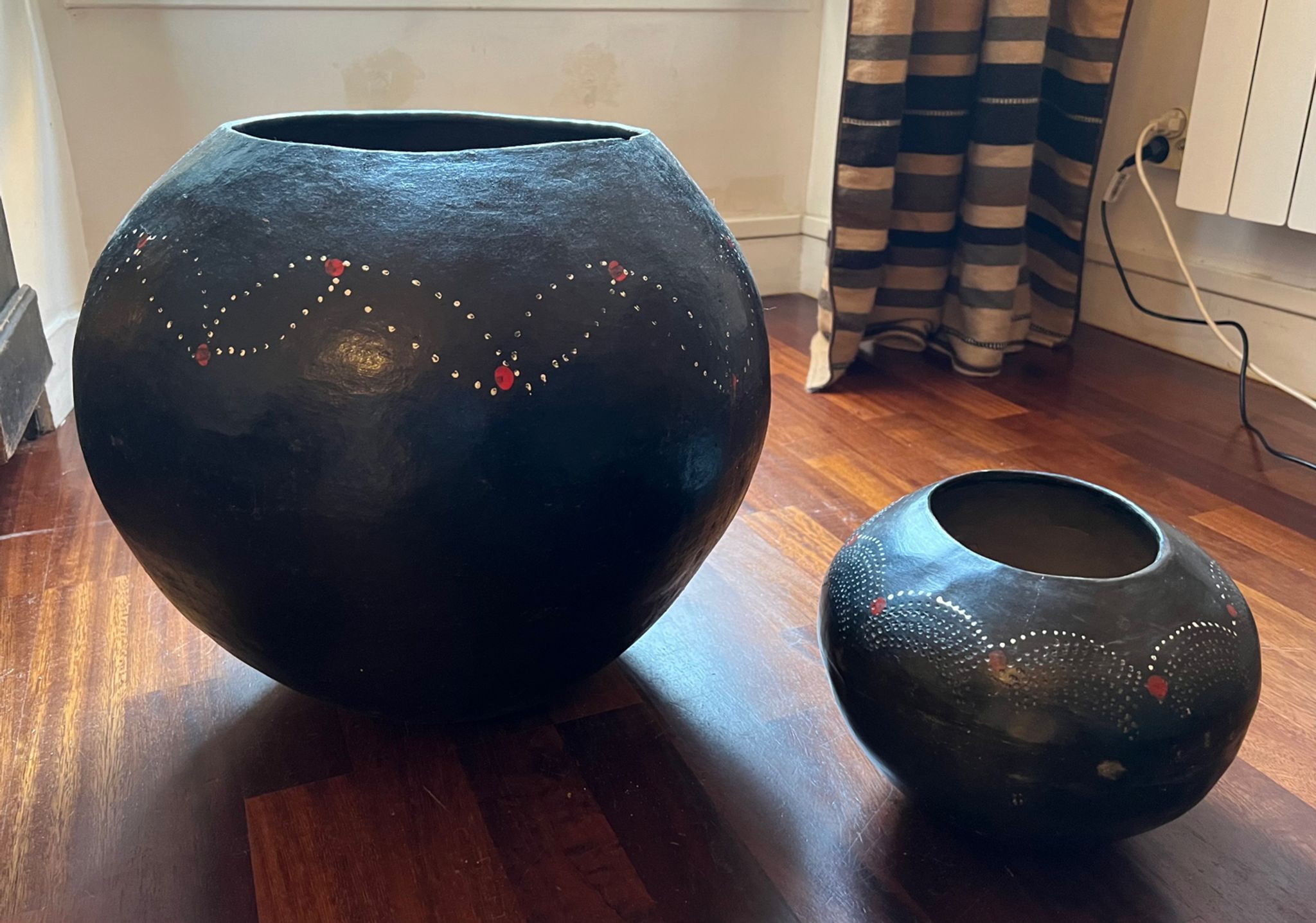 Zulu earthenware pottery - South Africa