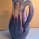Modernist pitcher in glazed ceramic with pinched beak from Accolay