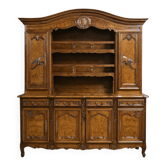 Grand buffet vaisselier en noyer et orme, de style Louis XV