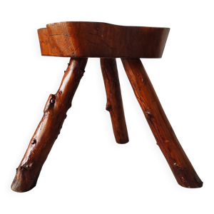 Tabouret tripode brutaliste