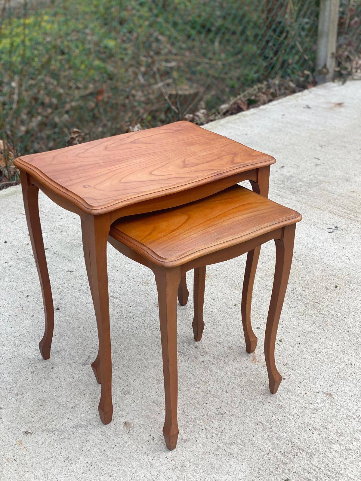2 Louis XV solid wood nesting tables
