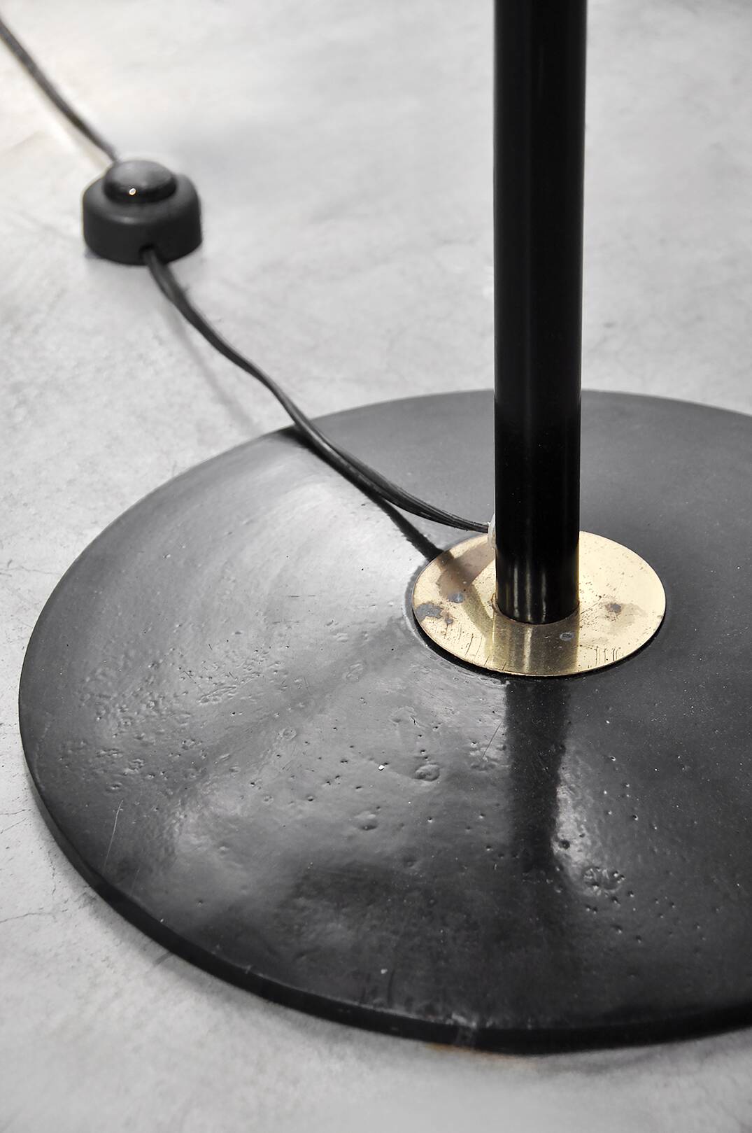Original Italian 'Triennale' floor lamp attributed to Stilnovo