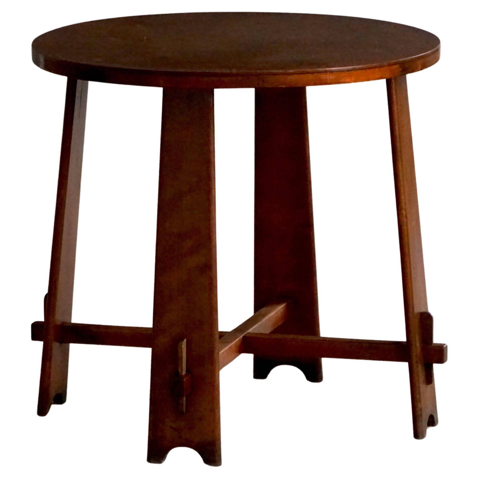 Modern Danish, side table / sculptural console in oak, 1940s