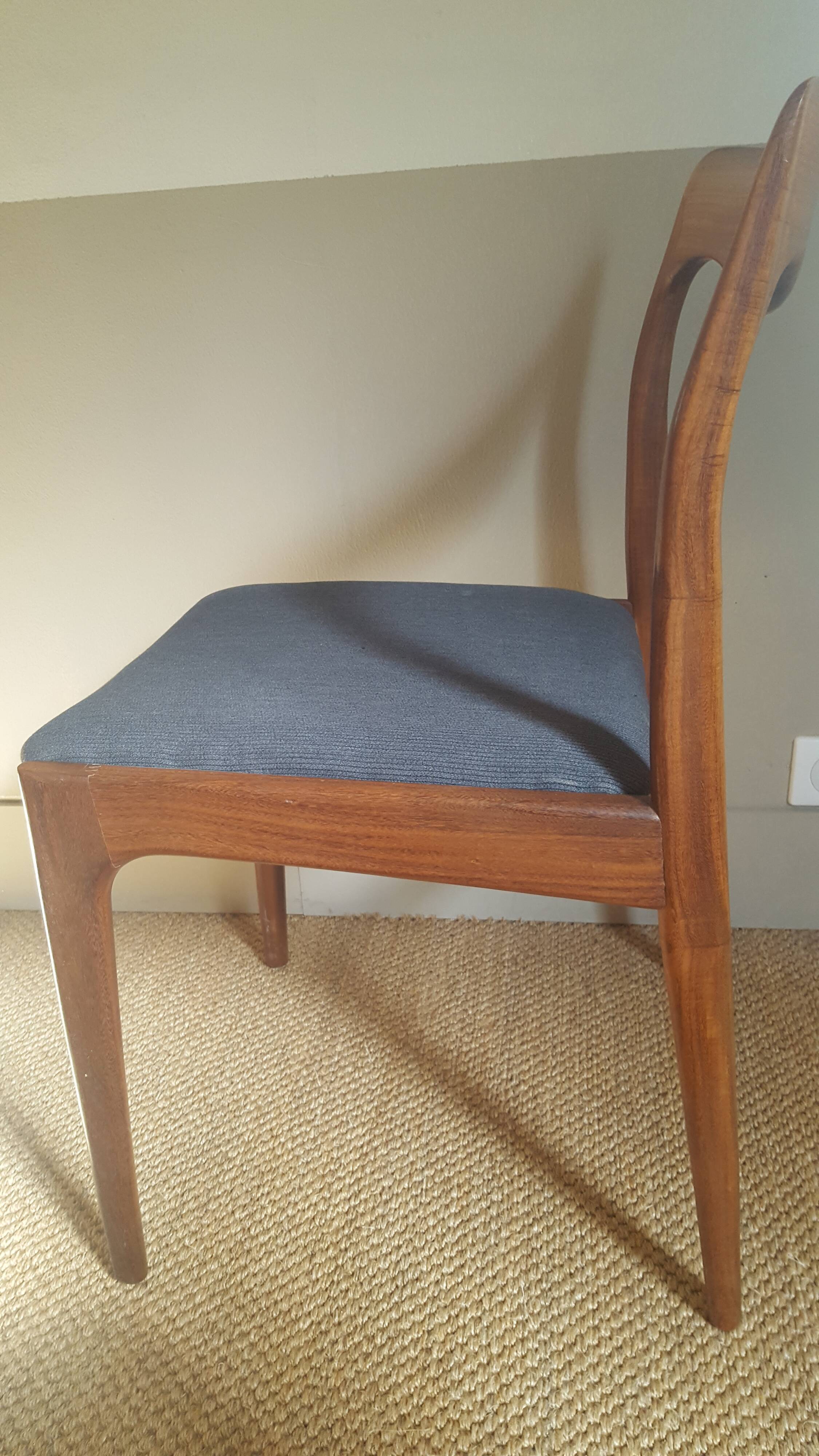 4 chaises Goede Arbeid en teck