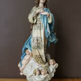 Plaster statuette of the Virgin of Olot with glass eyes. Early 20th century.