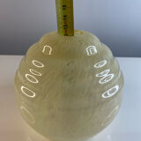 Suspension with antique globe