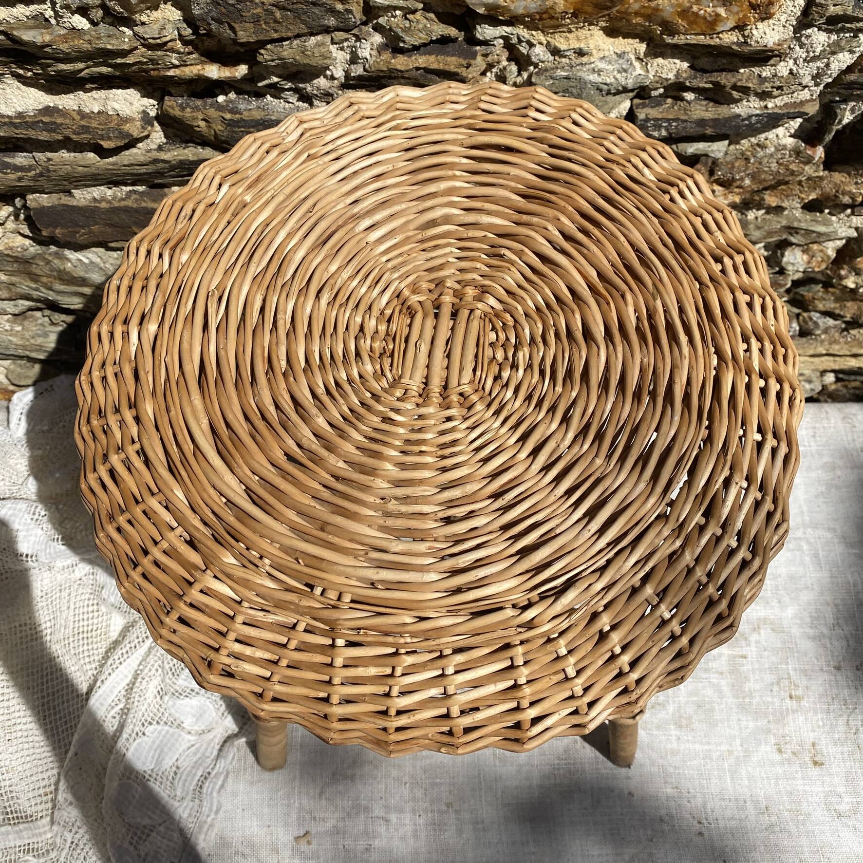 Tabouret en rotin et bois,   années 60