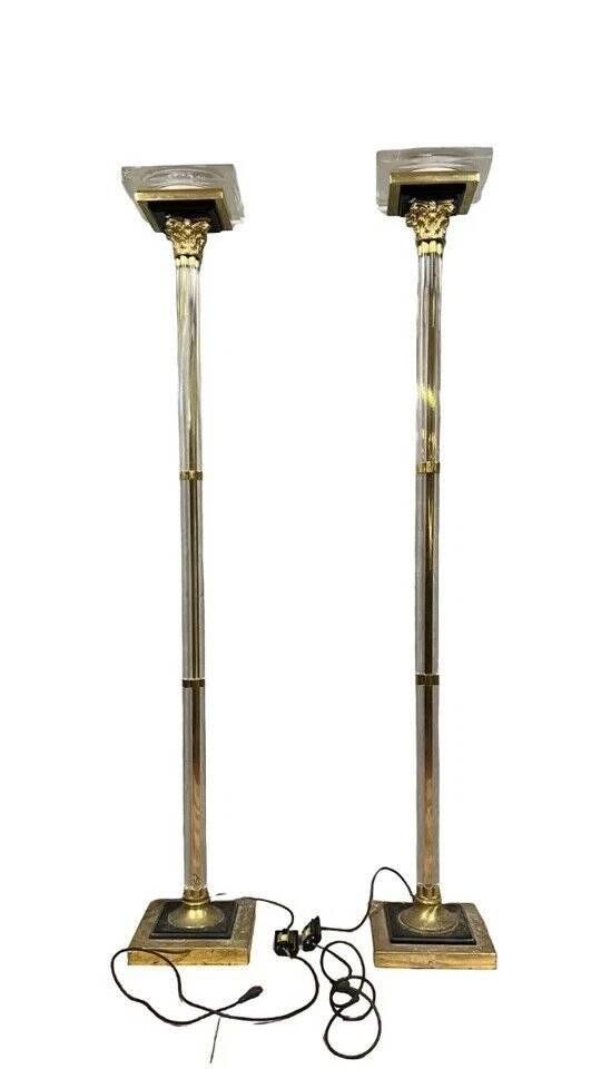 Maison Roméo – Pair of large floor lamps, circa 1970 (B) Lucite and gilded bronze